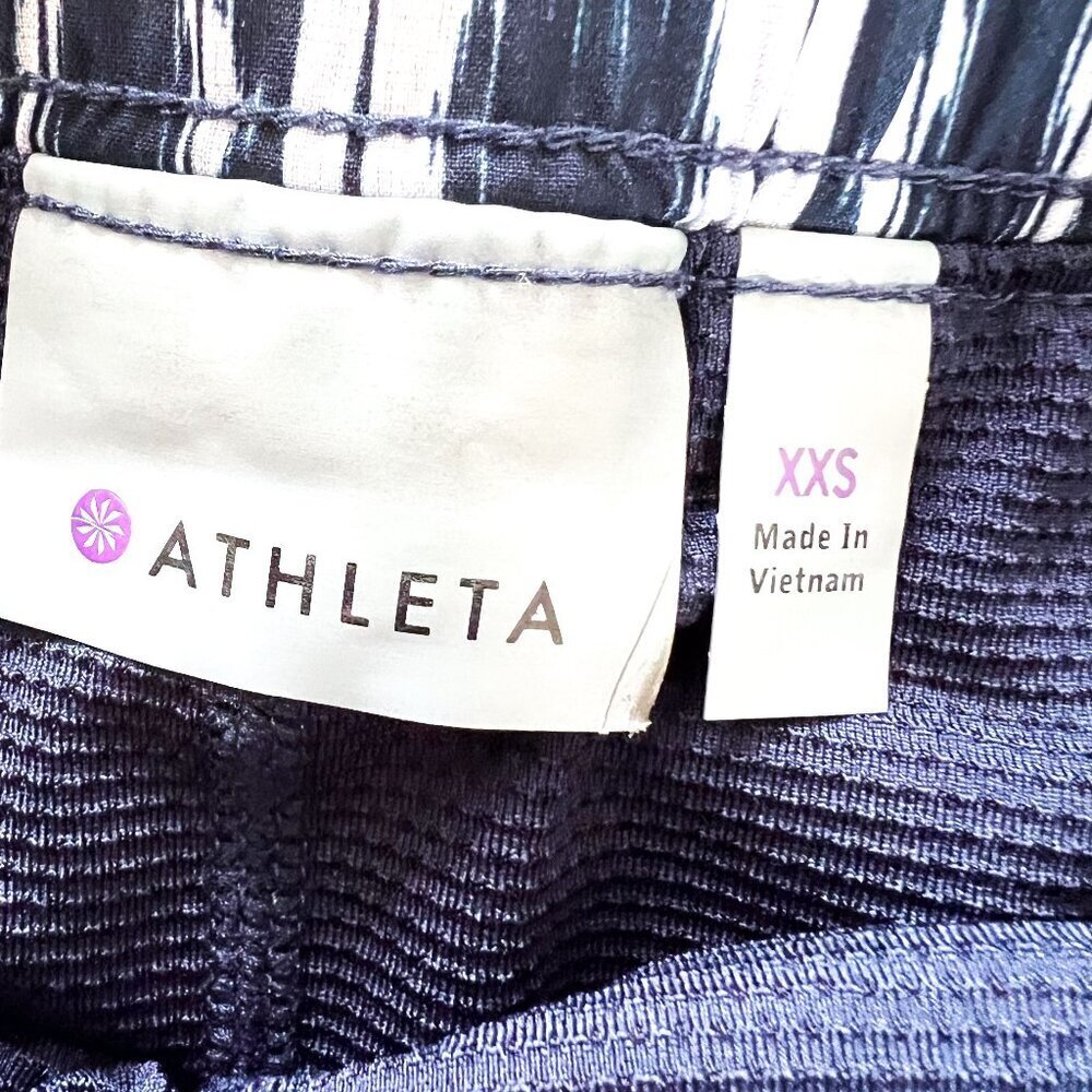 Athleta Blue Ikat Reflection Stretch In Skort View 6